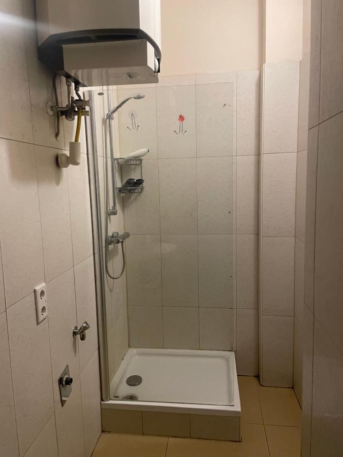 Cityapartment Bei Hauptbahnhof Ostello *
