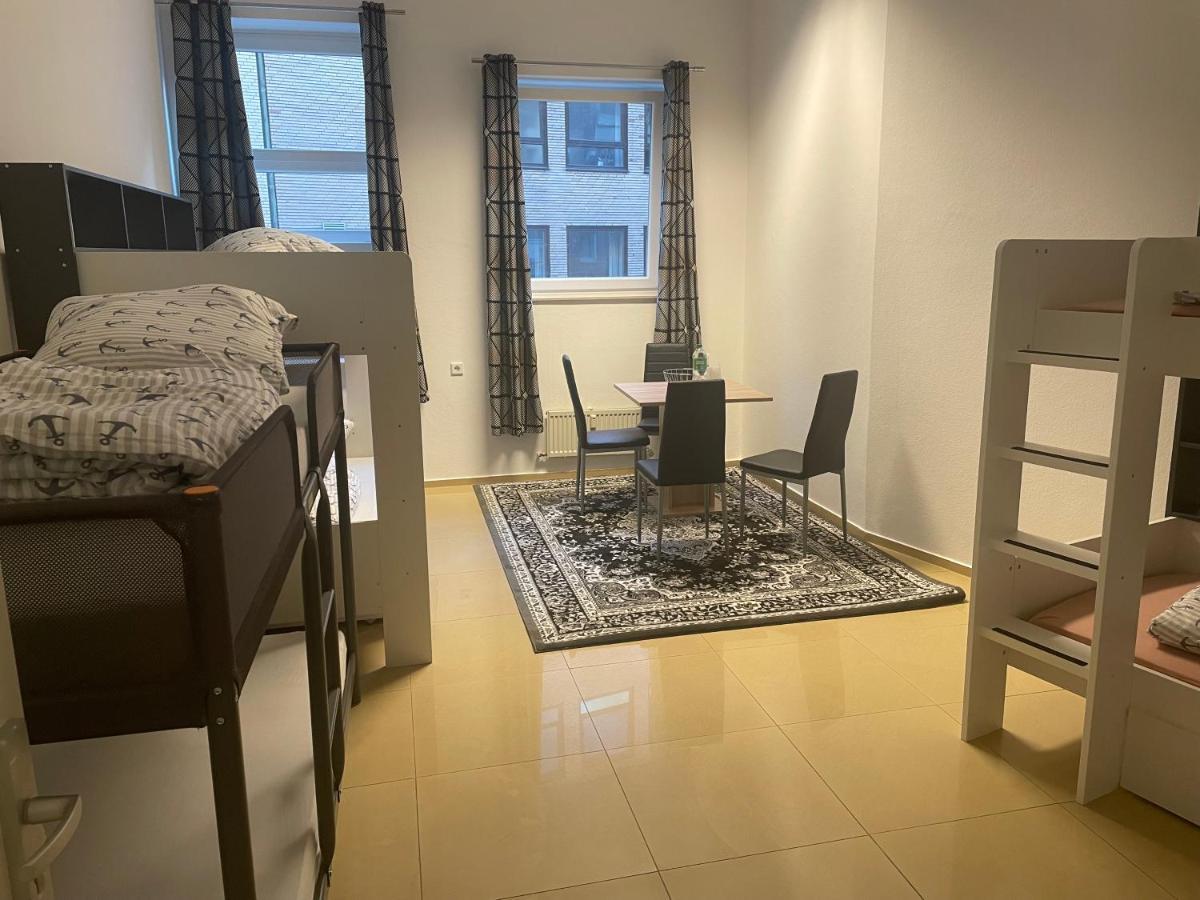 Cityapartment Bei Hauptbahnhof Hostel *